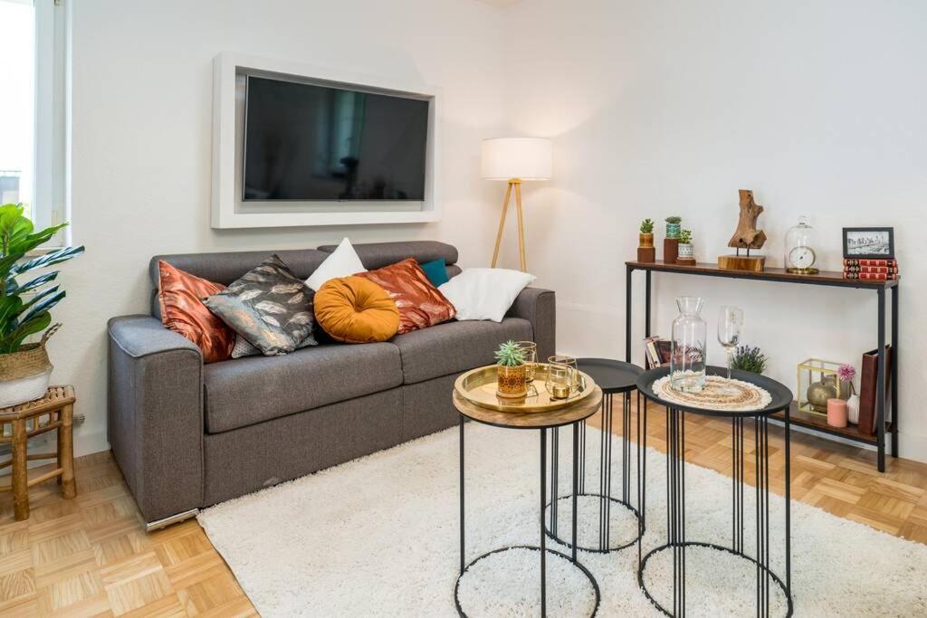 Eg Rechts -Wunderschone 80M² Grosse 3-Zimmer City Wohnung Nahe Salzburg Freilassing Exterior photo